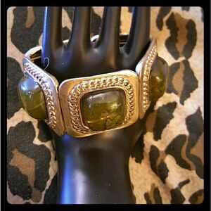 💥💄SOLD! 💄💥